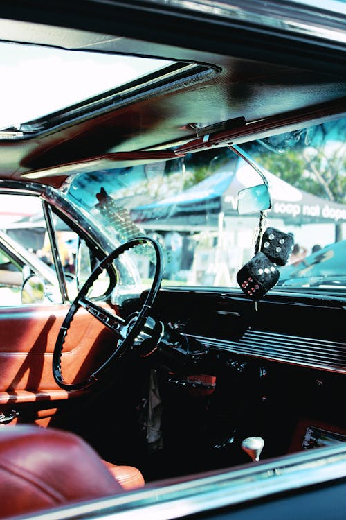 Intérieur de voiture ancienne